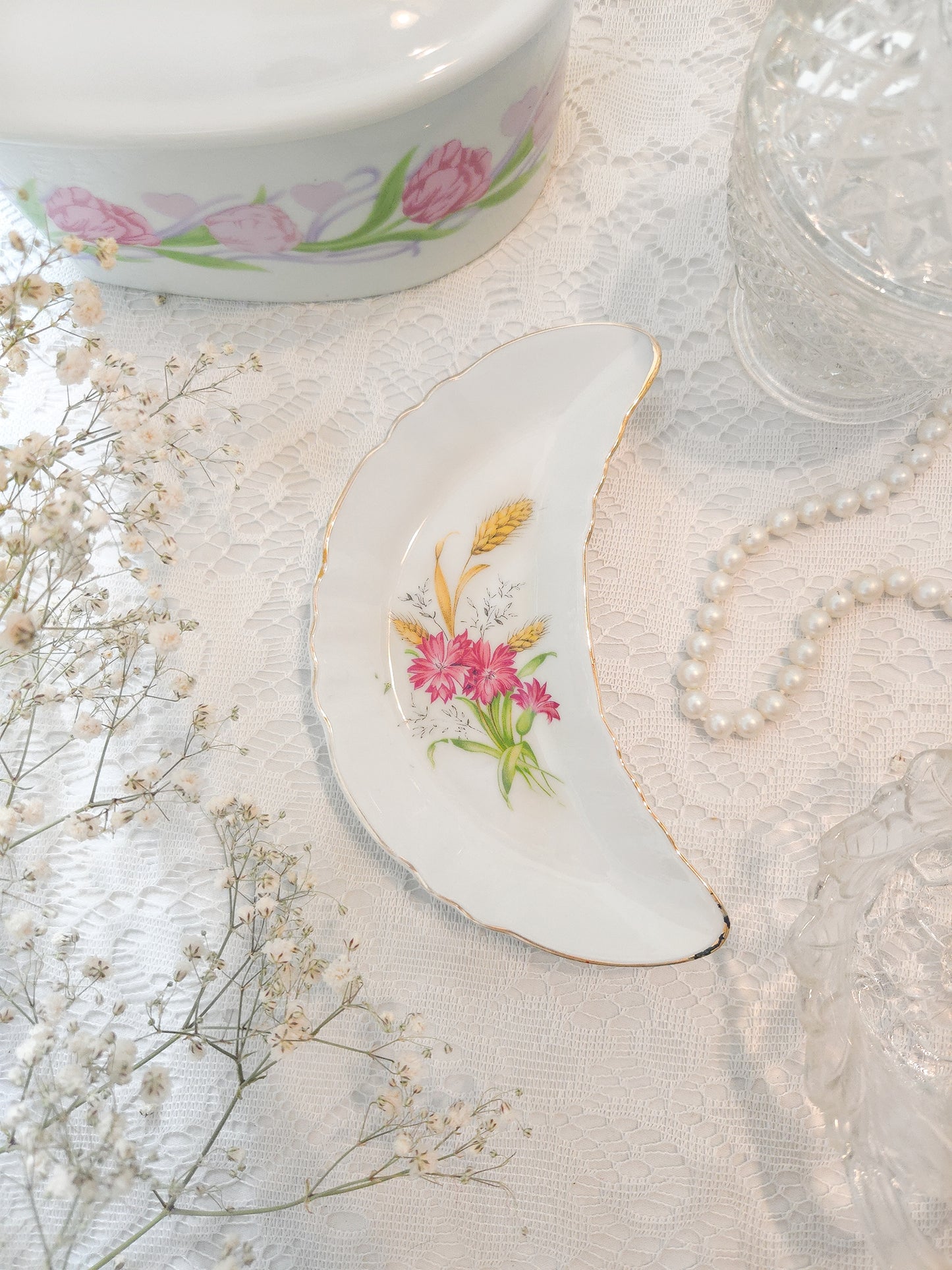 Cornflower Crescent Dish