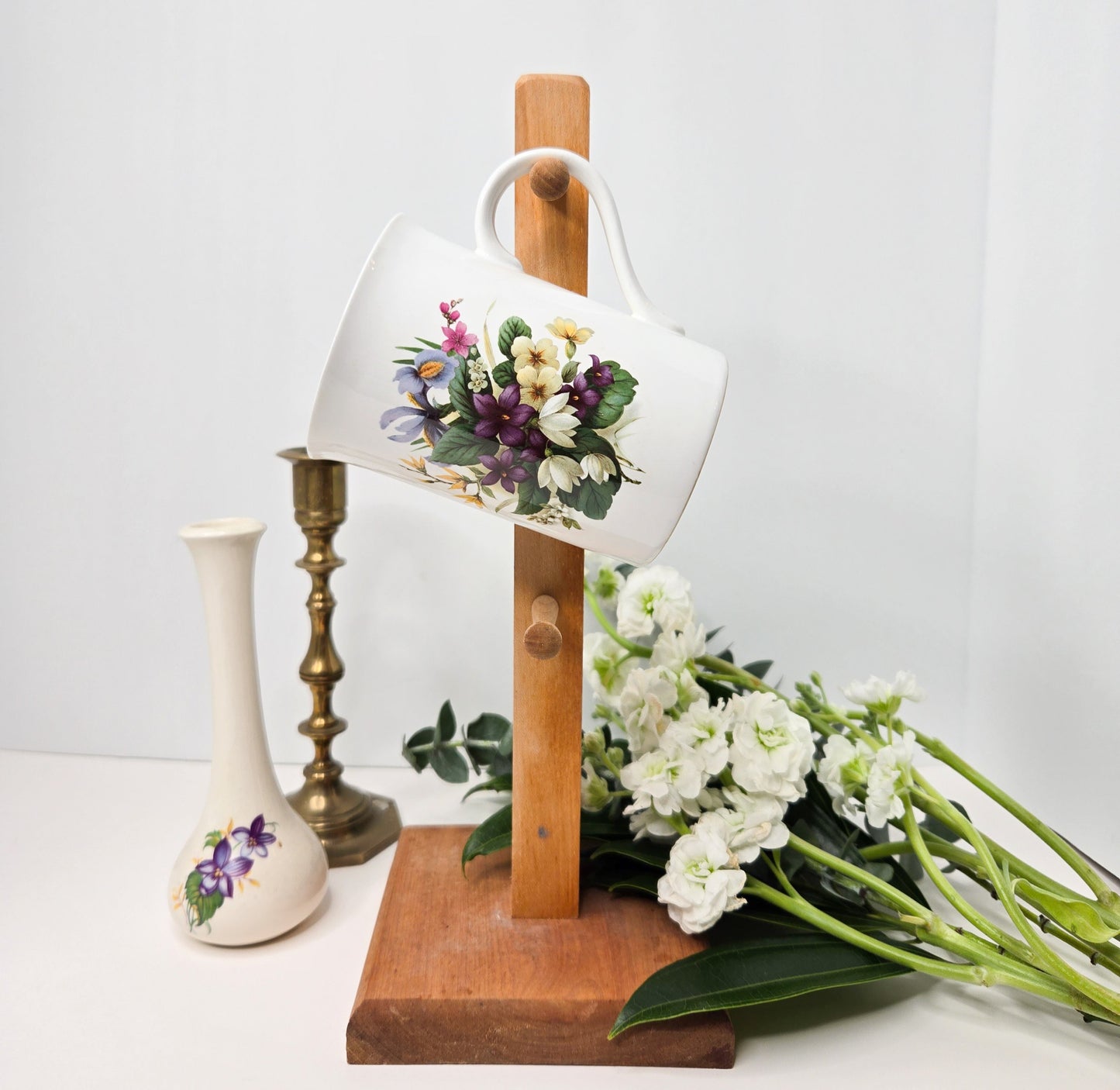 Bouquet Antique Mug