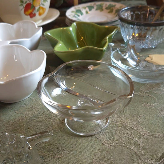Chic Pistachio Dish